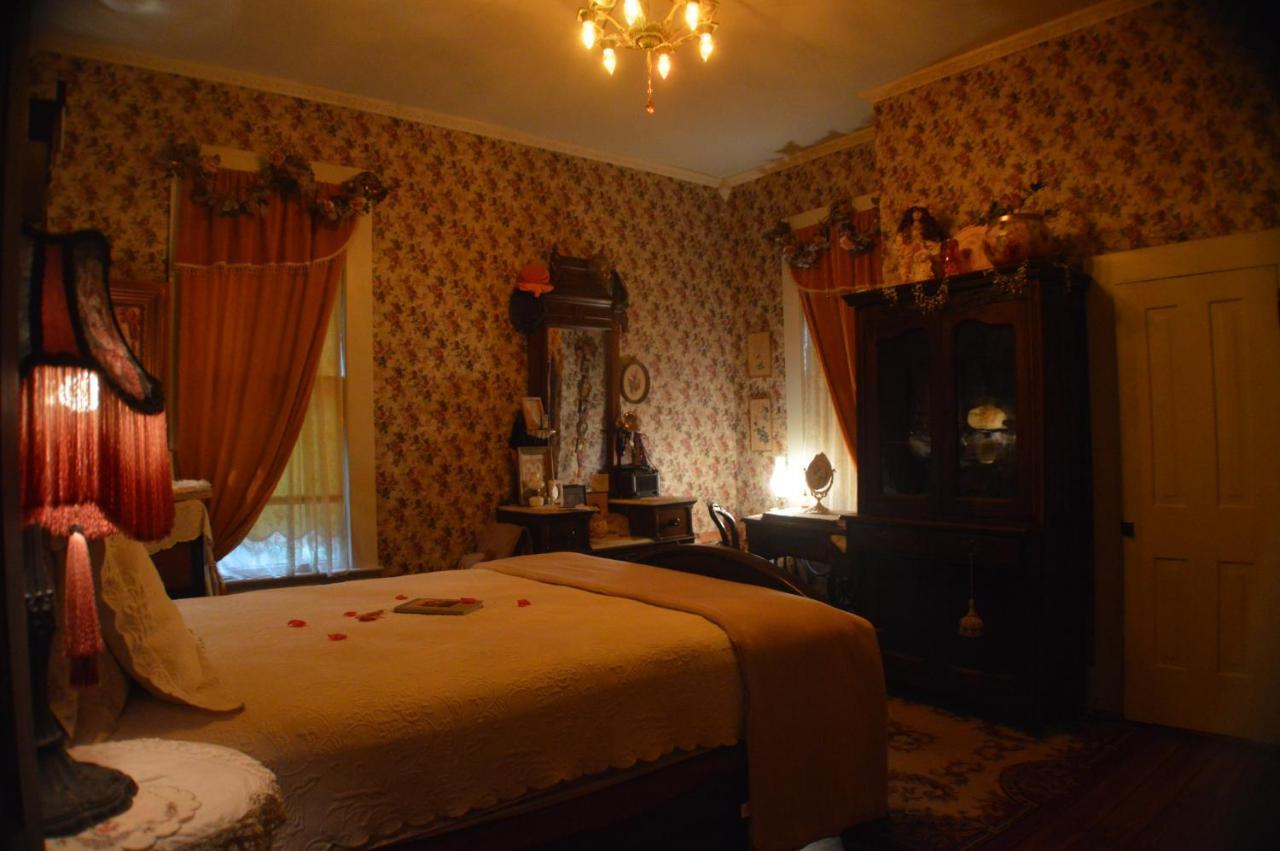 Carleton House Bed And Breakfast Bonham Kültér fotó
